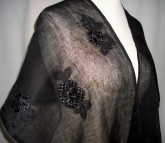 Szal lniany czarny z aplikacjami