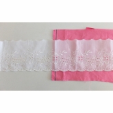 Haft Nr 012 bia�y na poliestrze odcinek 3.35 mb