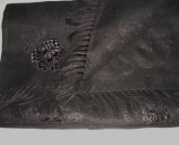 Szal lniany czarny z aplikacjami