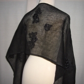 Szal lniany czarny z aplikacjami