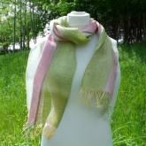 Szal lniany Nr 015 ziele� r� ecru