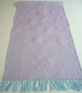 Szal lniany liliowy jasny z aplikacjami